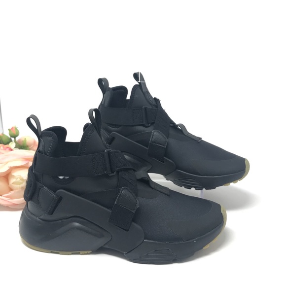 Nike Air Huarache City Black W AUTHENTIC - Picture 2 of 8